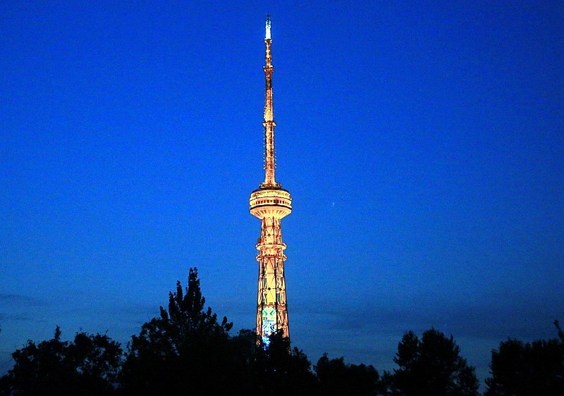 《不老松：纪实摄影》驰骋呼伦贝尔之大庆夜景！ (2)