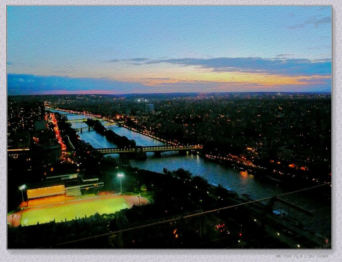 艾佛尔铁塔（老片重发）