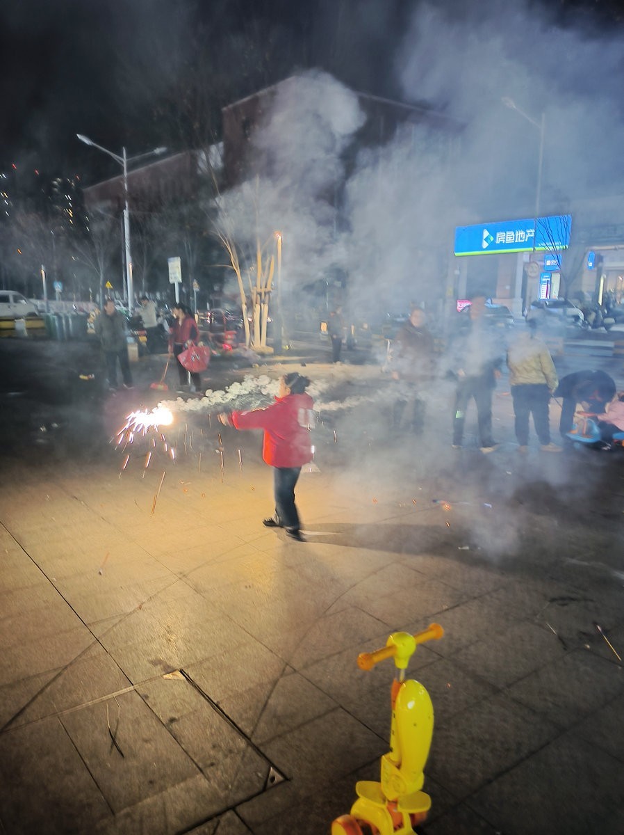 漫步星城 走街串巷（636）新年前夕