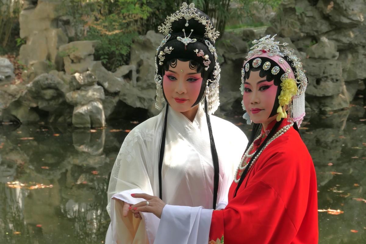 【妙龄少女  国色芳华】——摄于上海漕溪公园