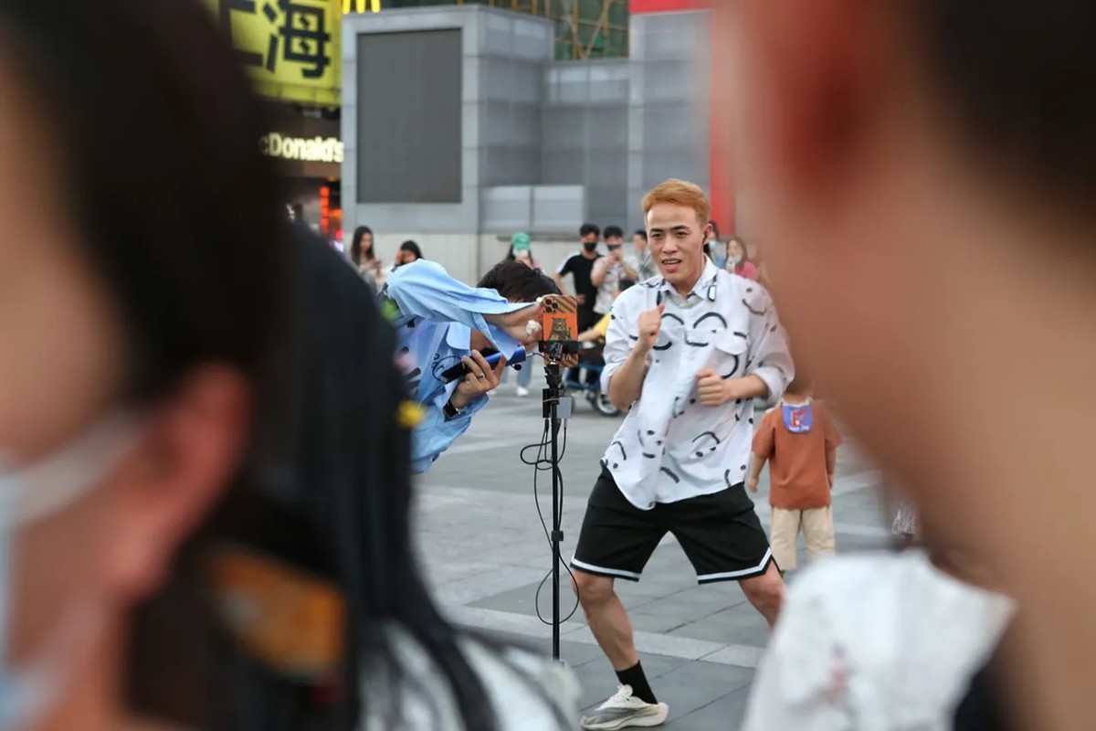 5.20【我爱你】长沙步行街抓拍--2