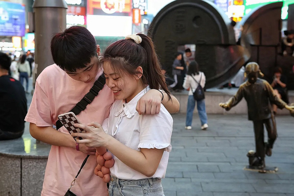 5.20【我爱你】长沙步行街抓拍--2