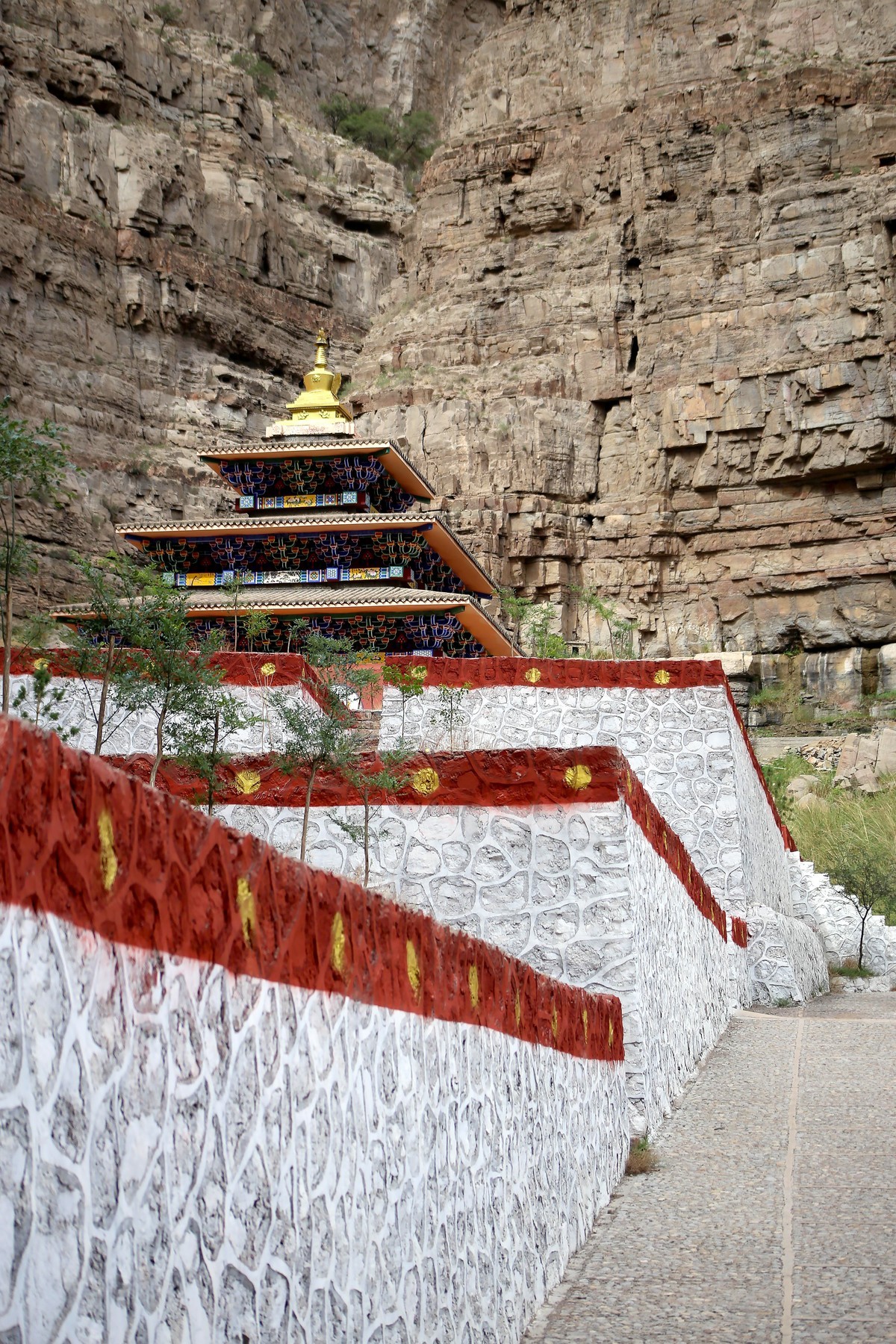 乌海迪延阿贵庙