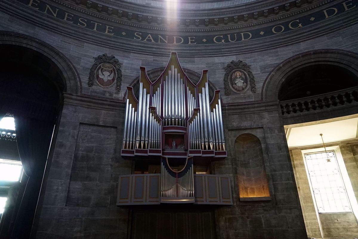 异国美景-丹麦的大理石教堂（老片丢失重发）