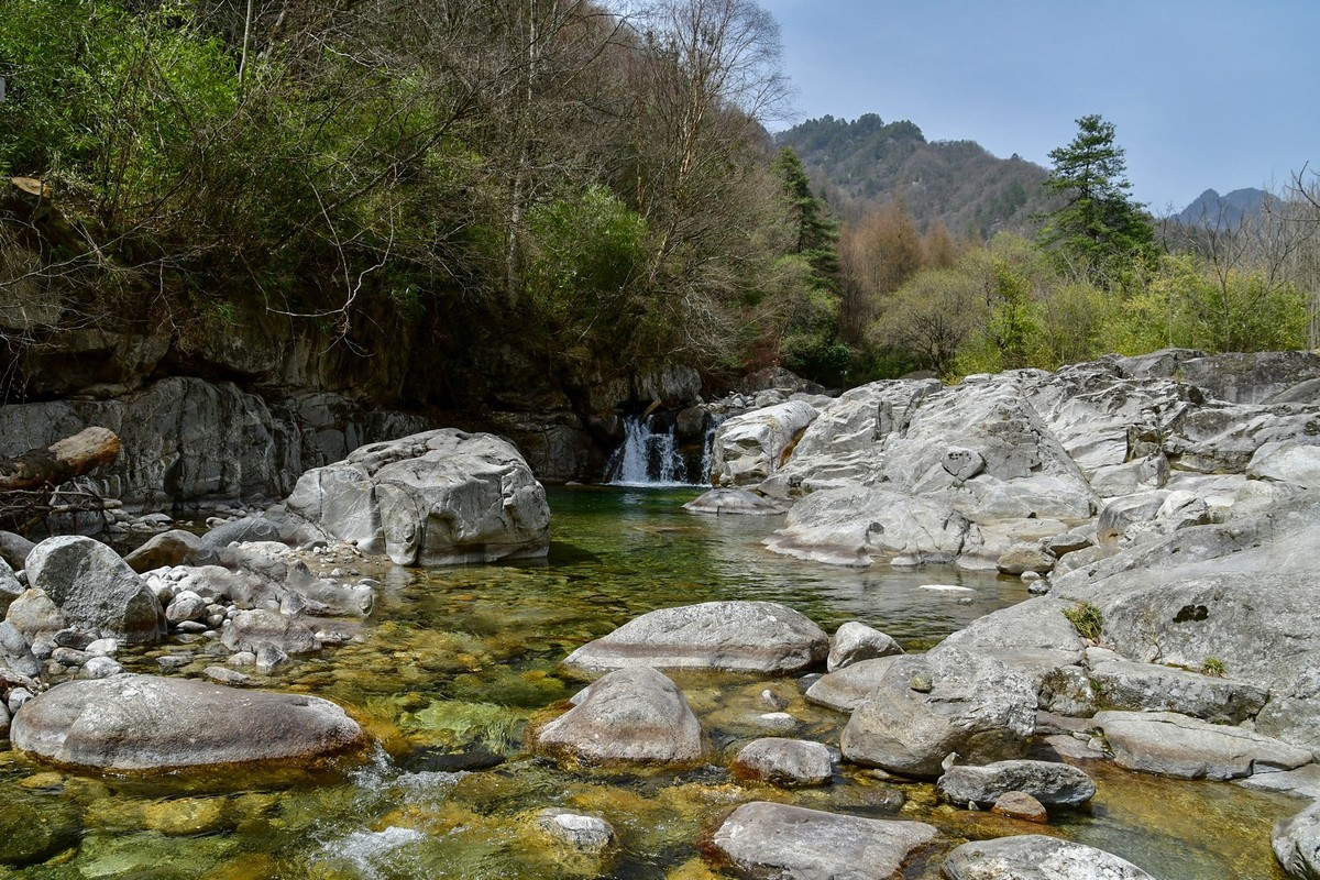 秦岭龙吟溪（上）