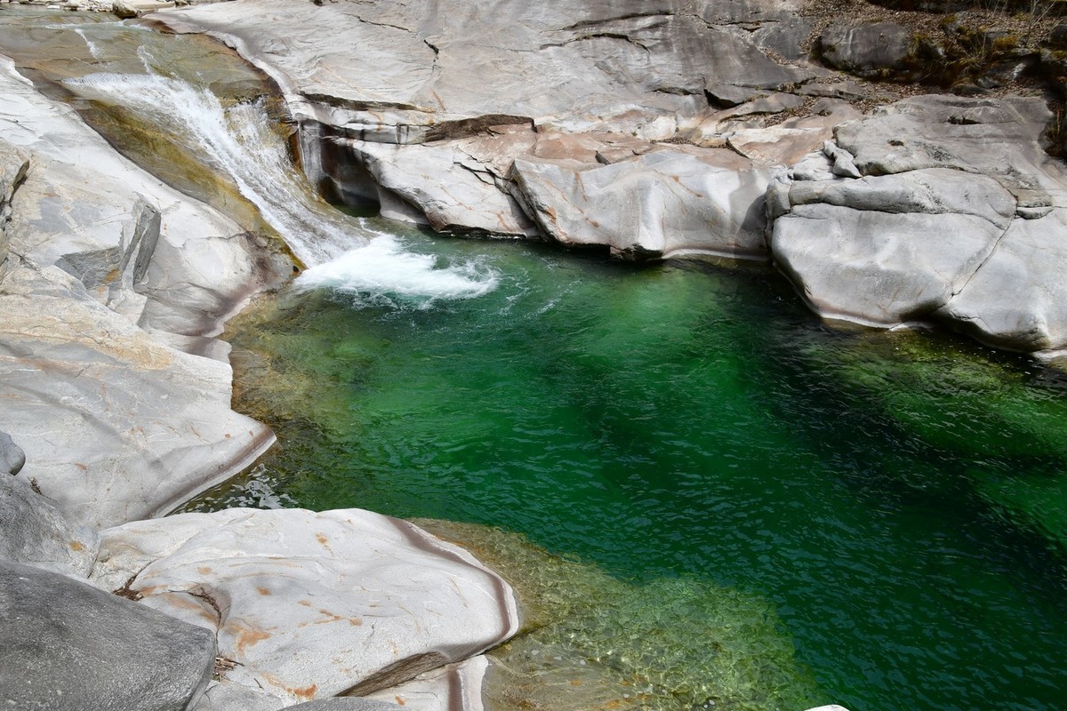 秦岭龙吟溪（上）