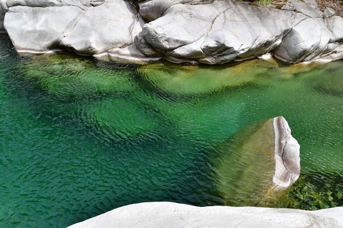 秦岭龙吟溪（上）