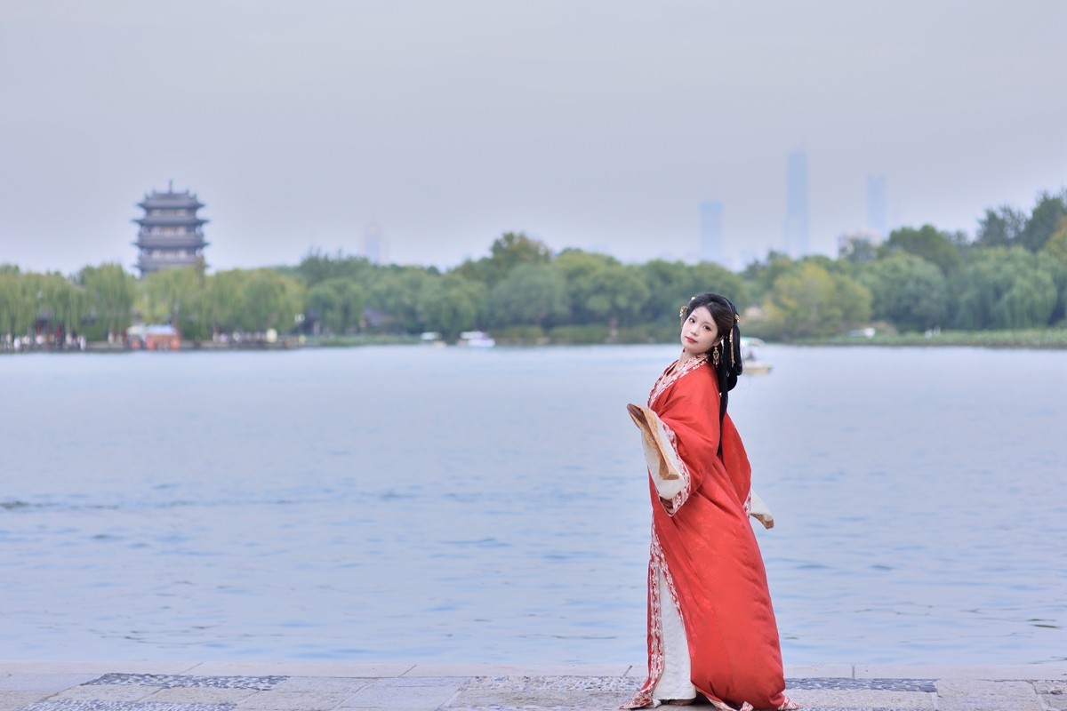 【视觉光影】明 湖 人 像 （10）