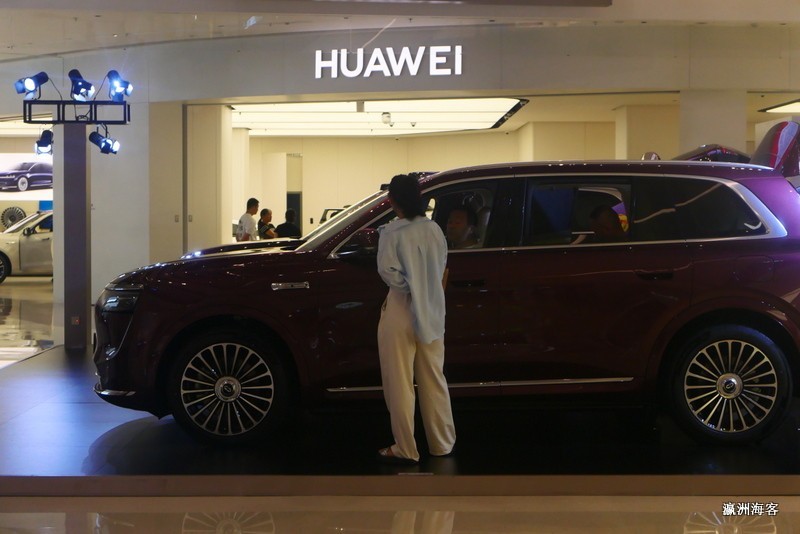 龙湖微电园天街夜色