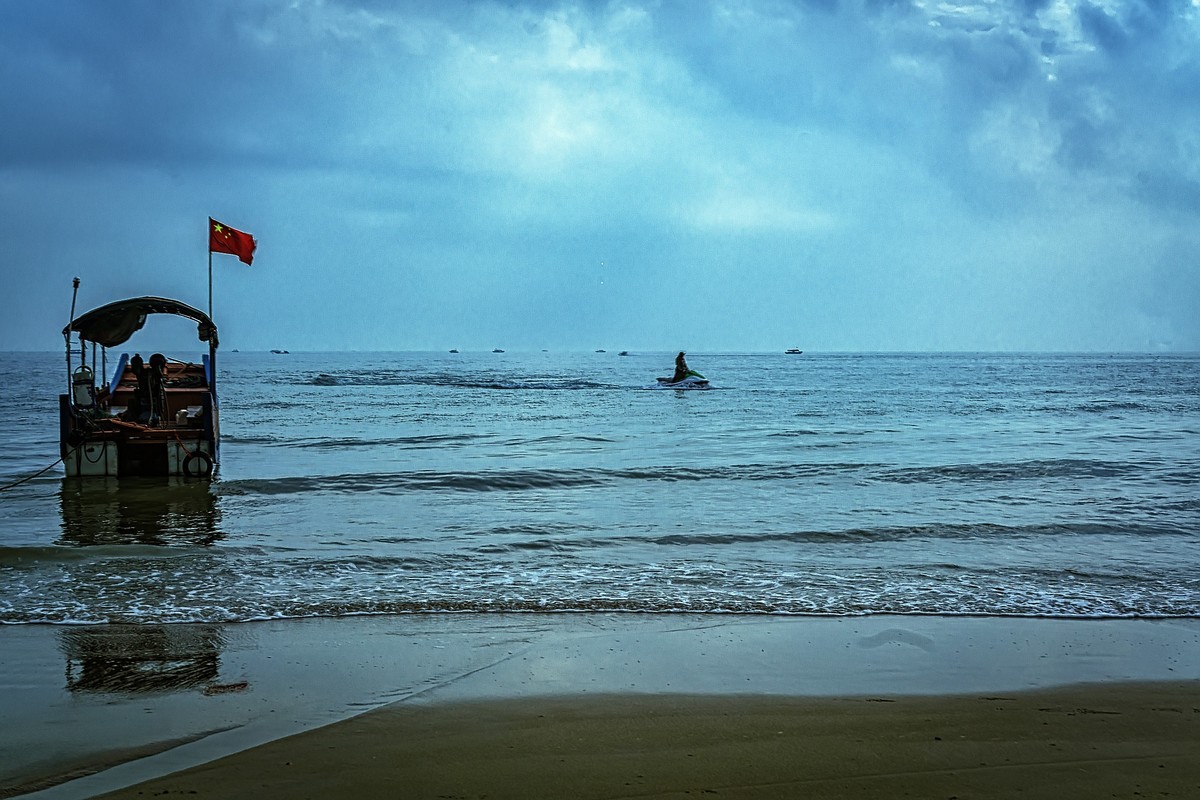 桂东兴 · 万尾金滩