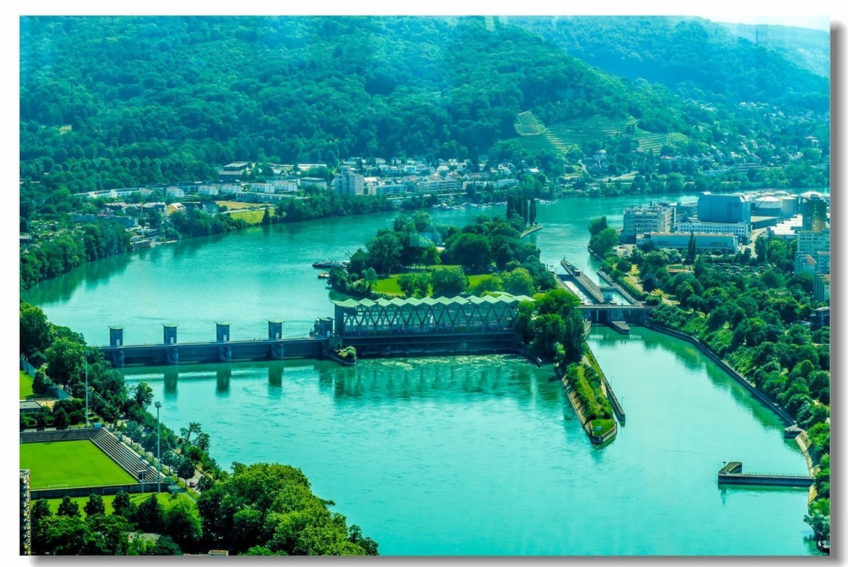 塔楼环视“巴塞尔”（瑞士）