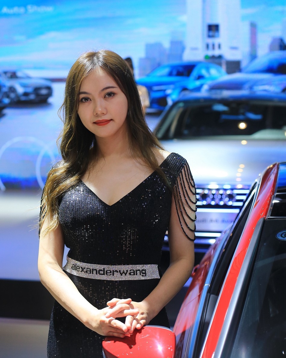 第三十一届泉州车展美女