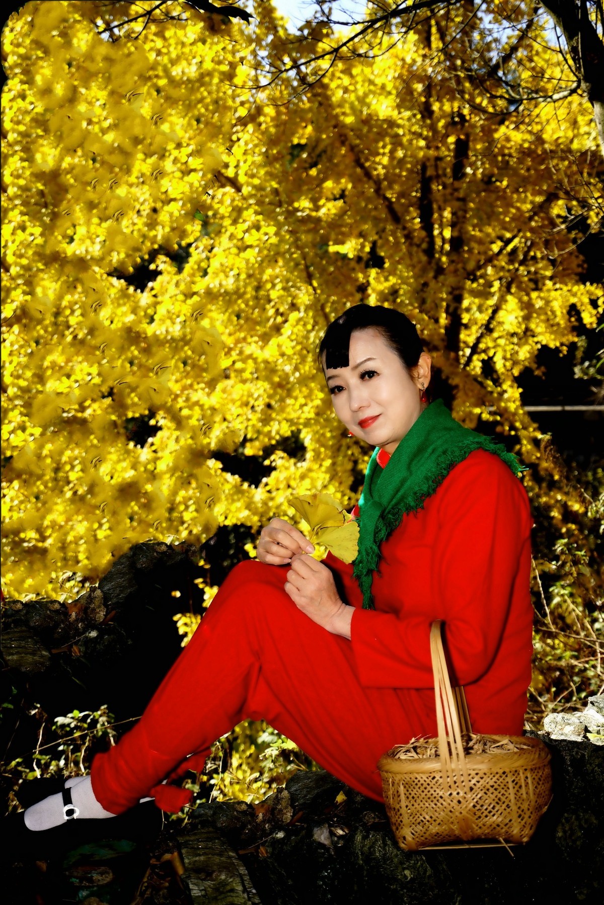 小山村的红衣村姑！