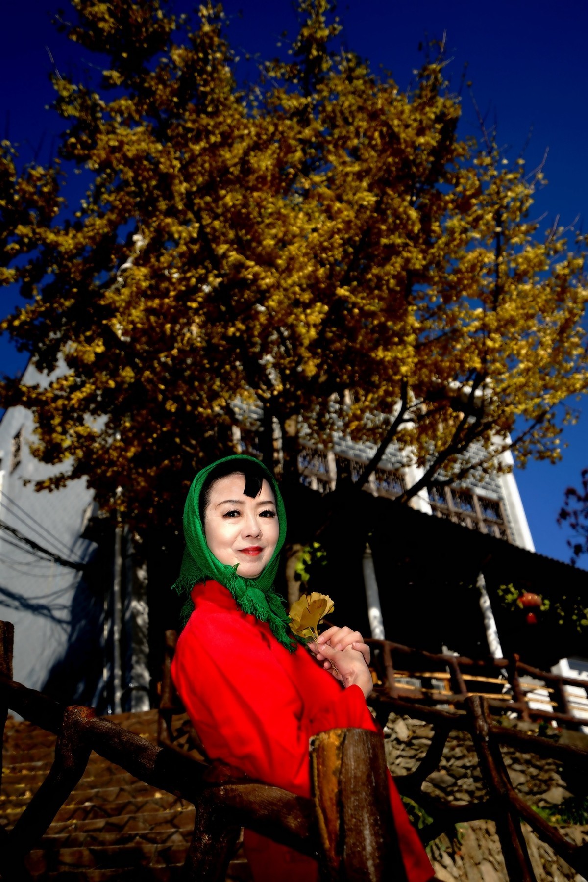 小山村的红衣村姑！