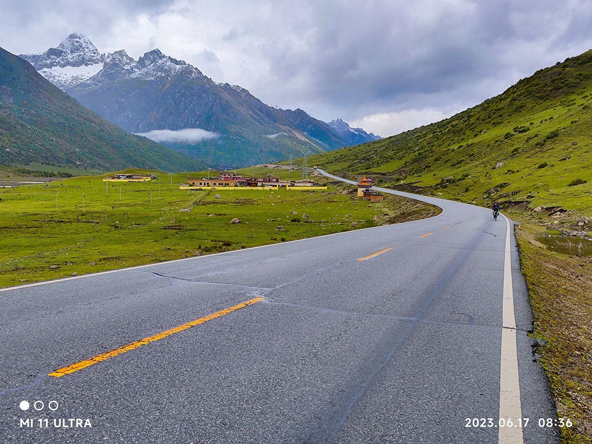 上海～成都～拉萨骑游随拍（72）川藏317路上视角