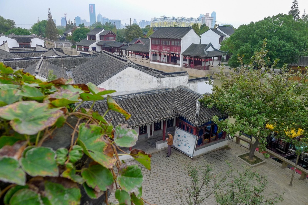 “枫桥”留影（苏州）