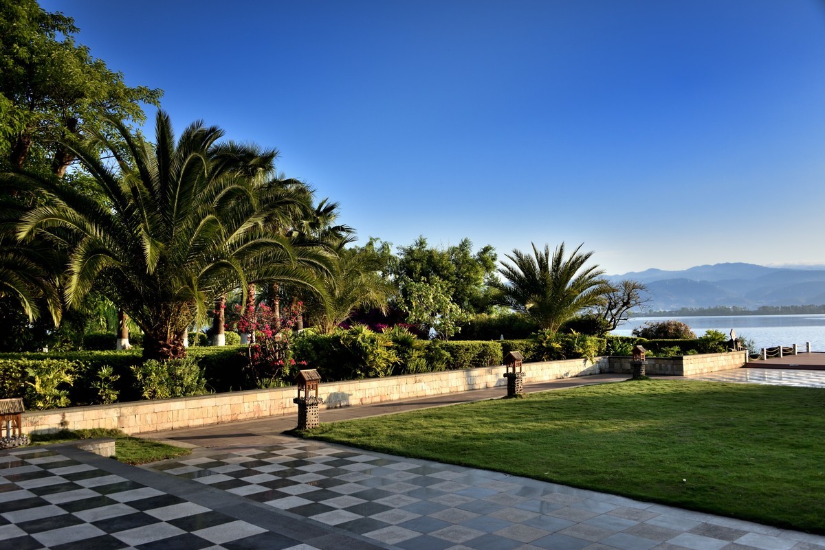 邛海湖畔【13】