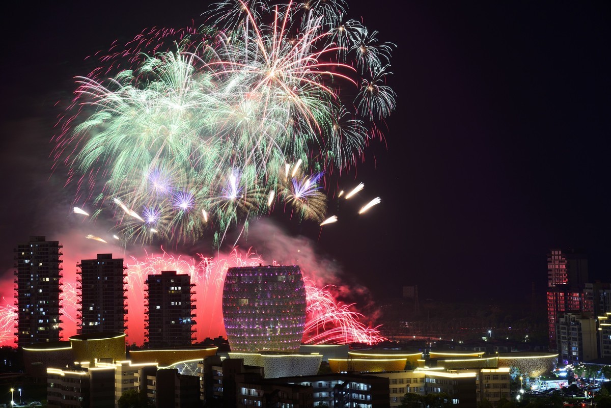 瓷都夜焰 （2）