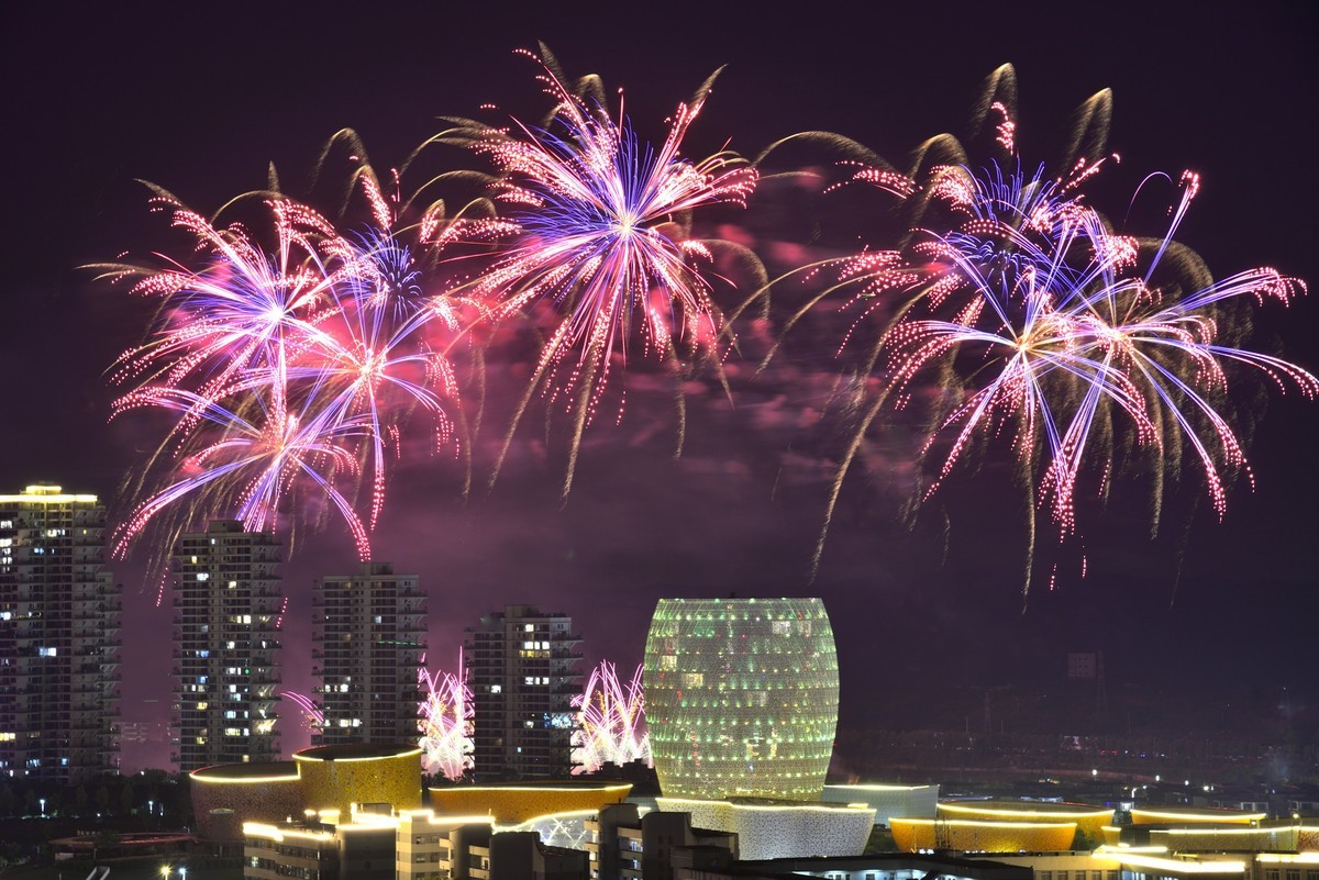 瓷都夜焰 （2）