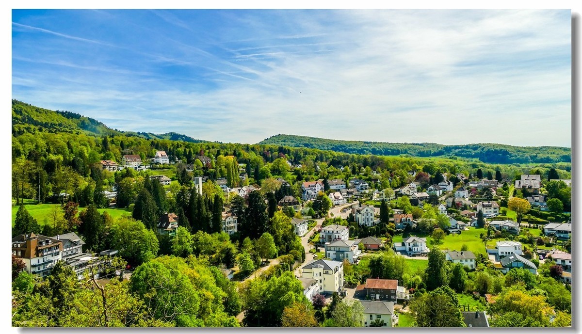 南德名镇--“板凳歪了”（Badenweiler）