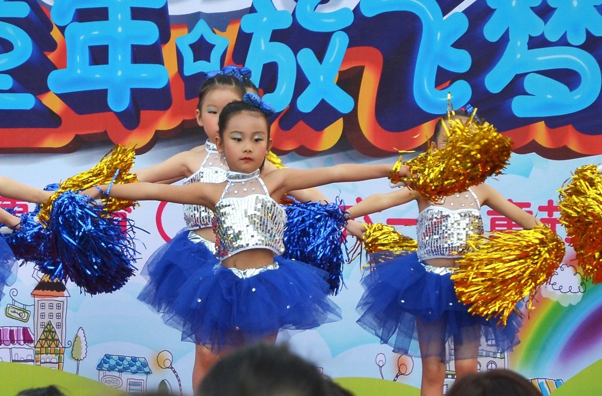 孩子的节日（四）