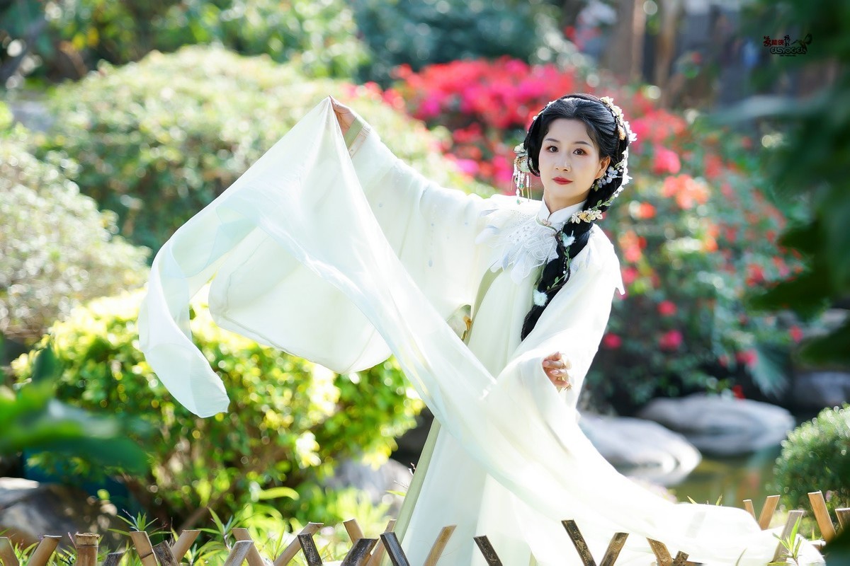 【轻纱拂面】---婉灵