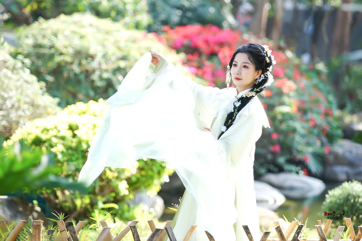 【轻纱拂面】---婉灵