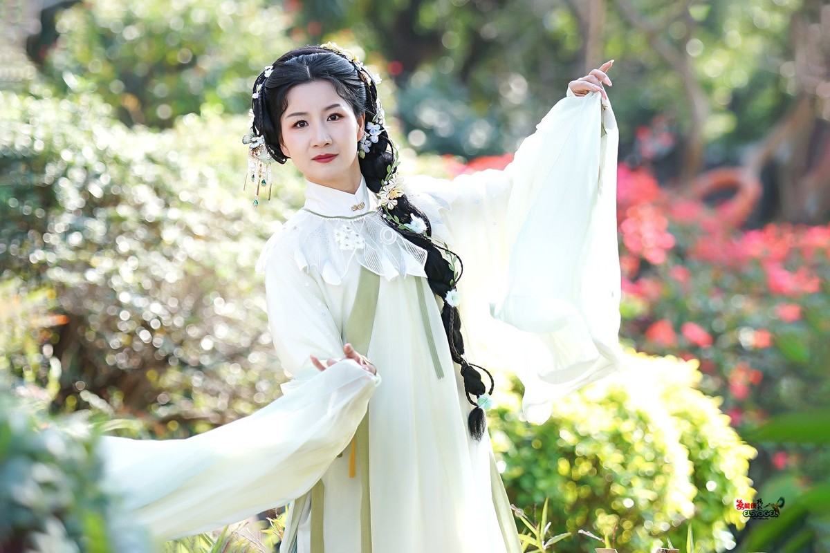 【轻纱拂面】---婉灵