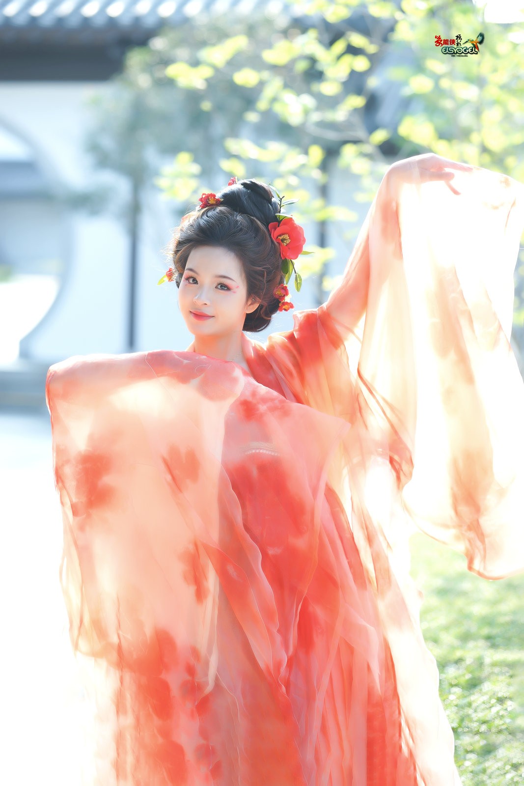 【红衣少女】---芳芳