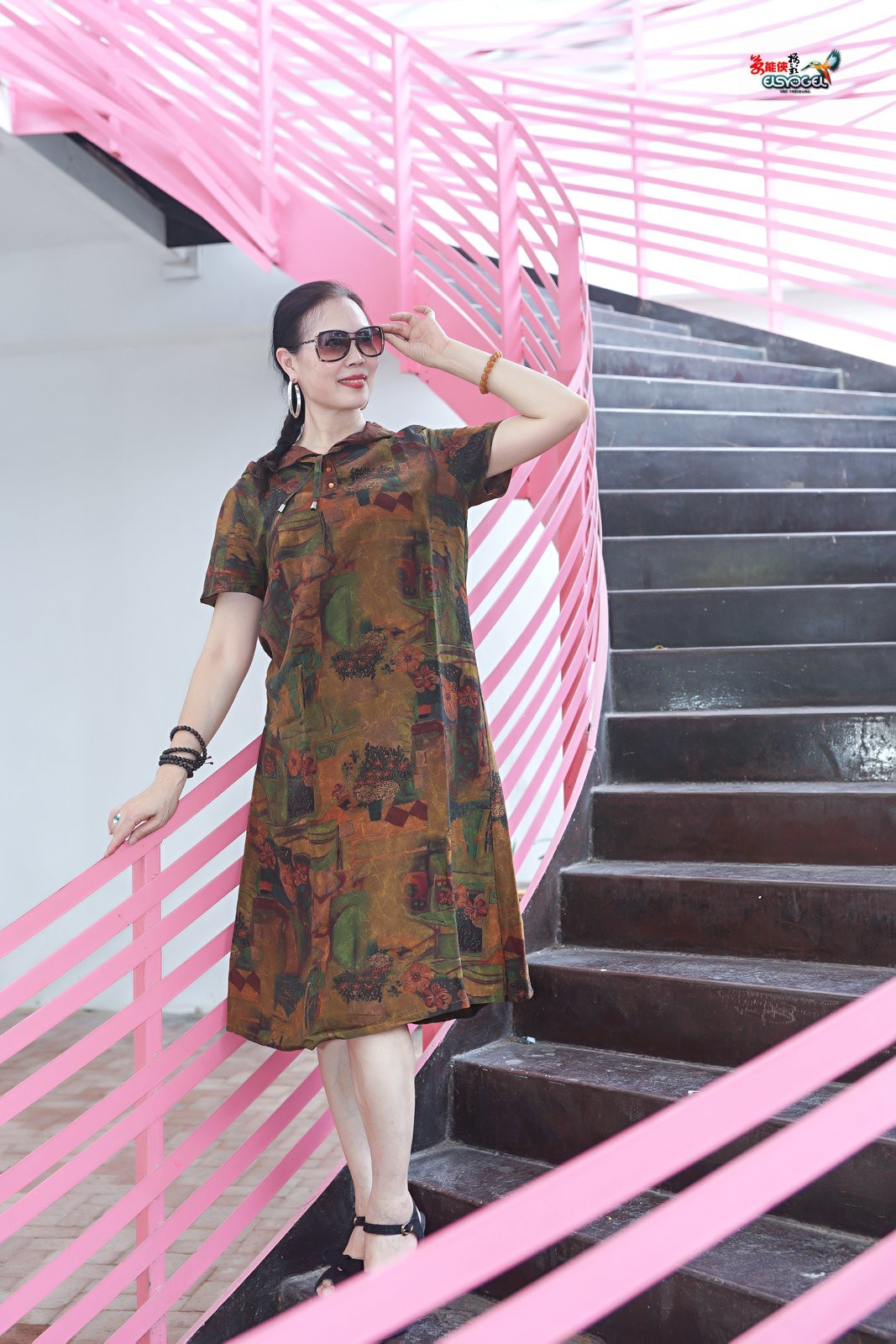 【创意园时尚美女】---文文