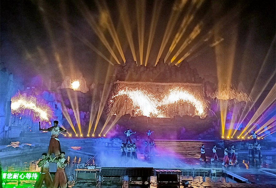 《不老松：纪实摄影》【大美河山系列报導】晋豫游摄：六尺巷打铁花！ (8)