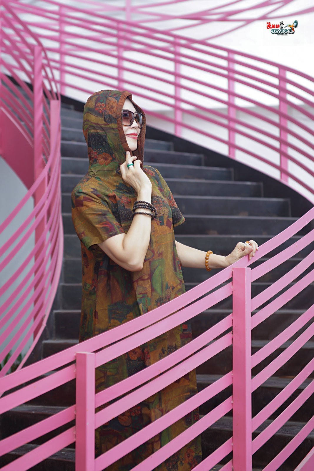 【创意园时尚美女】---文文