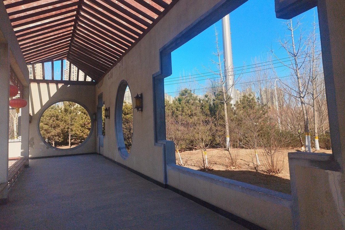 初春·昆仑公园