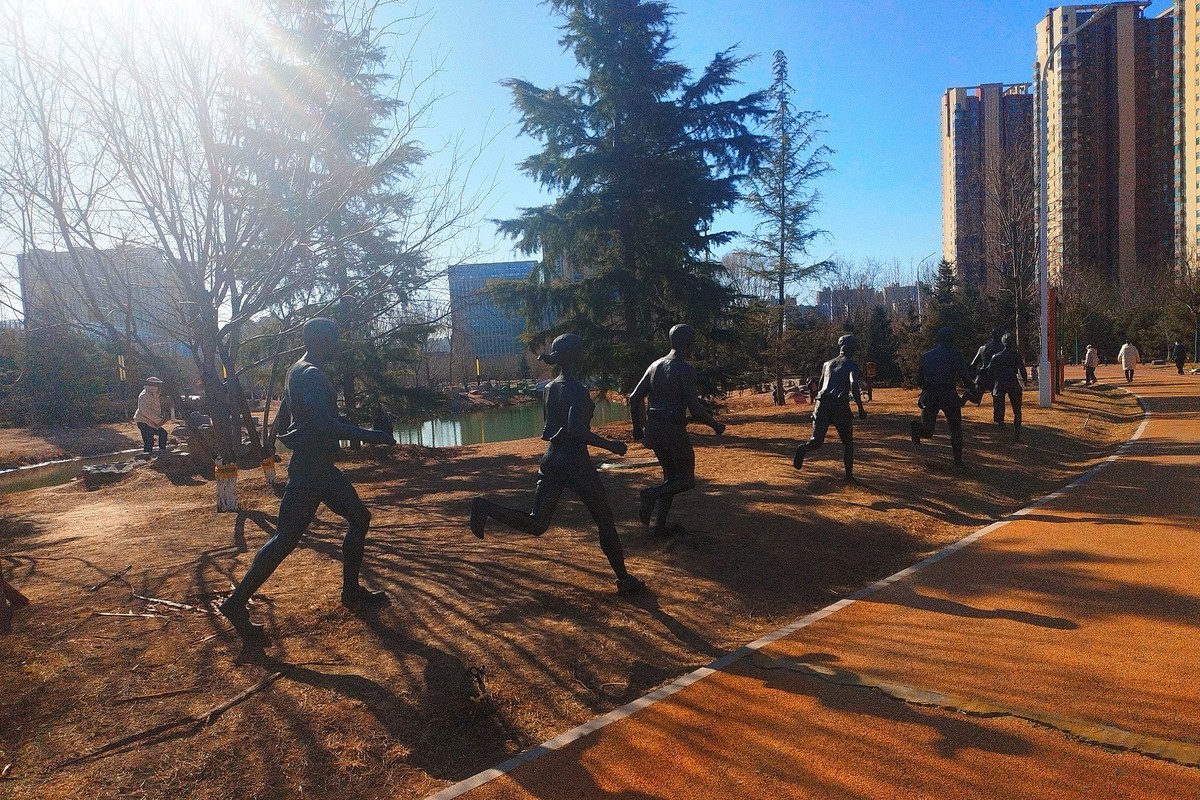 初春·昆仑公园