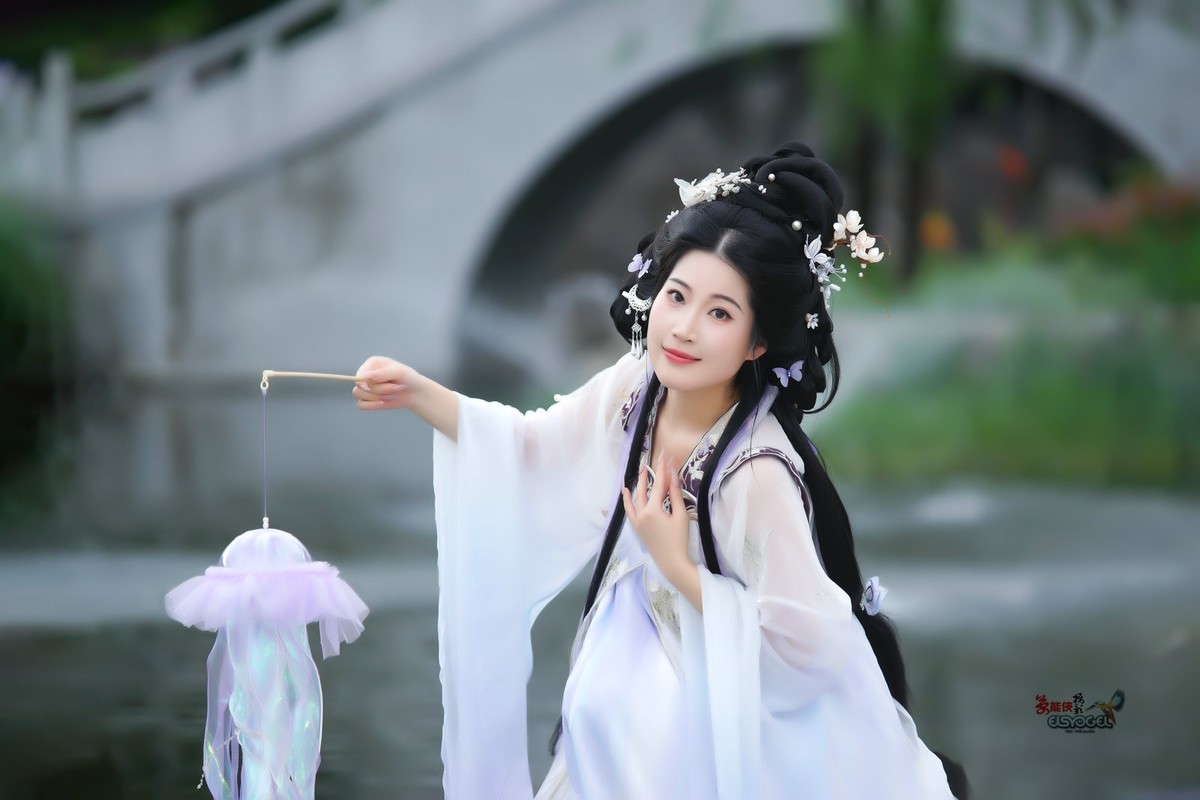 【碧波仙子】---似海