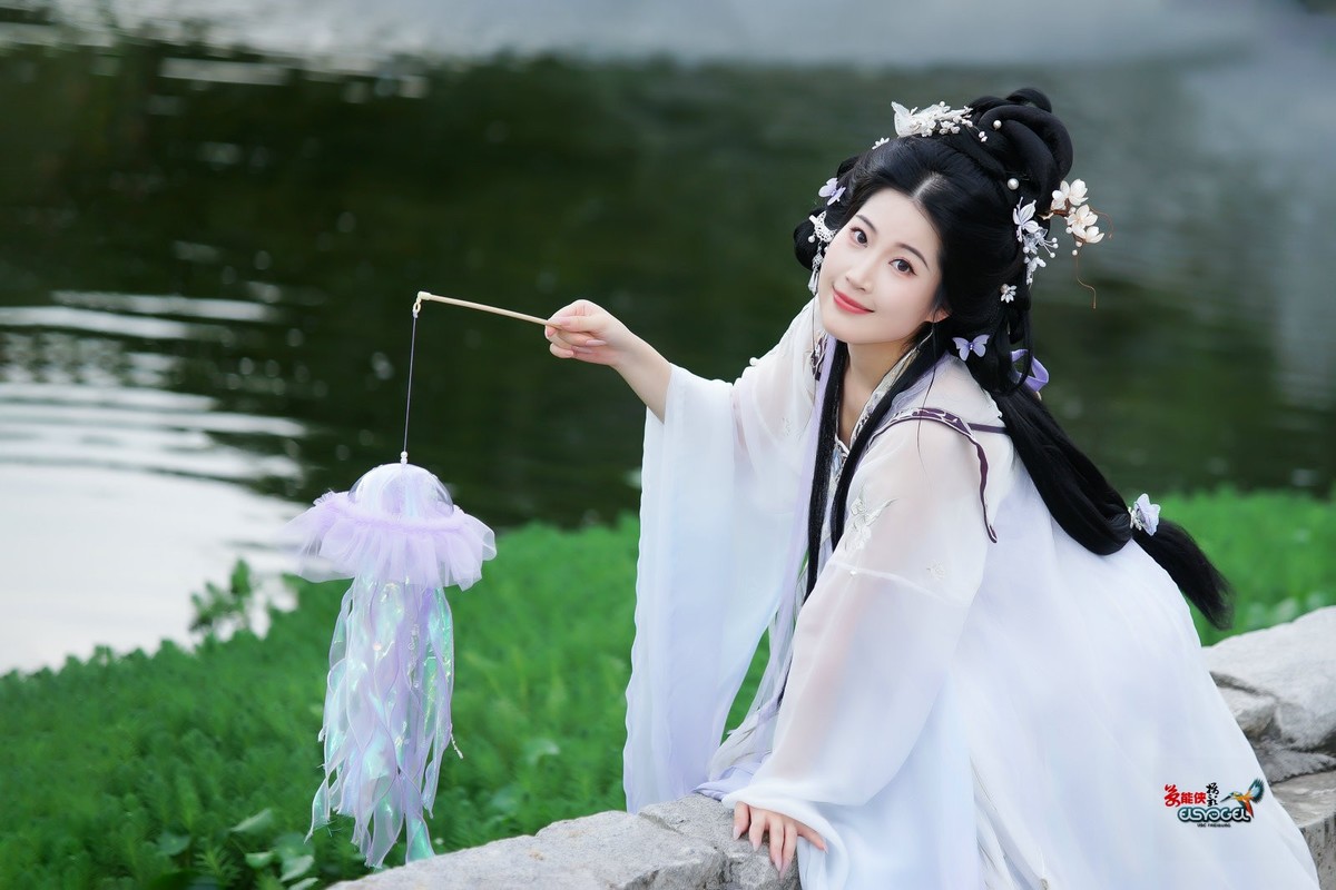 【碧波仙子】---似海