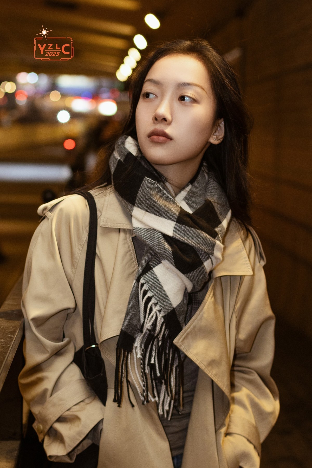 现在几点，开心一点