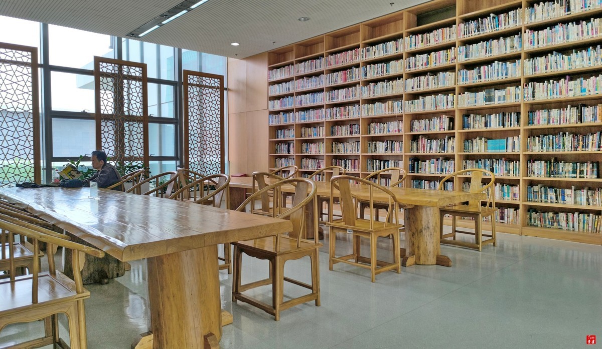 书山有路 学海为乐 辽宁省图书馆 （手机版）