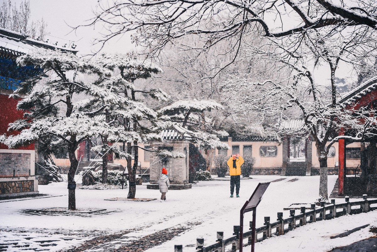 岱庙初雪