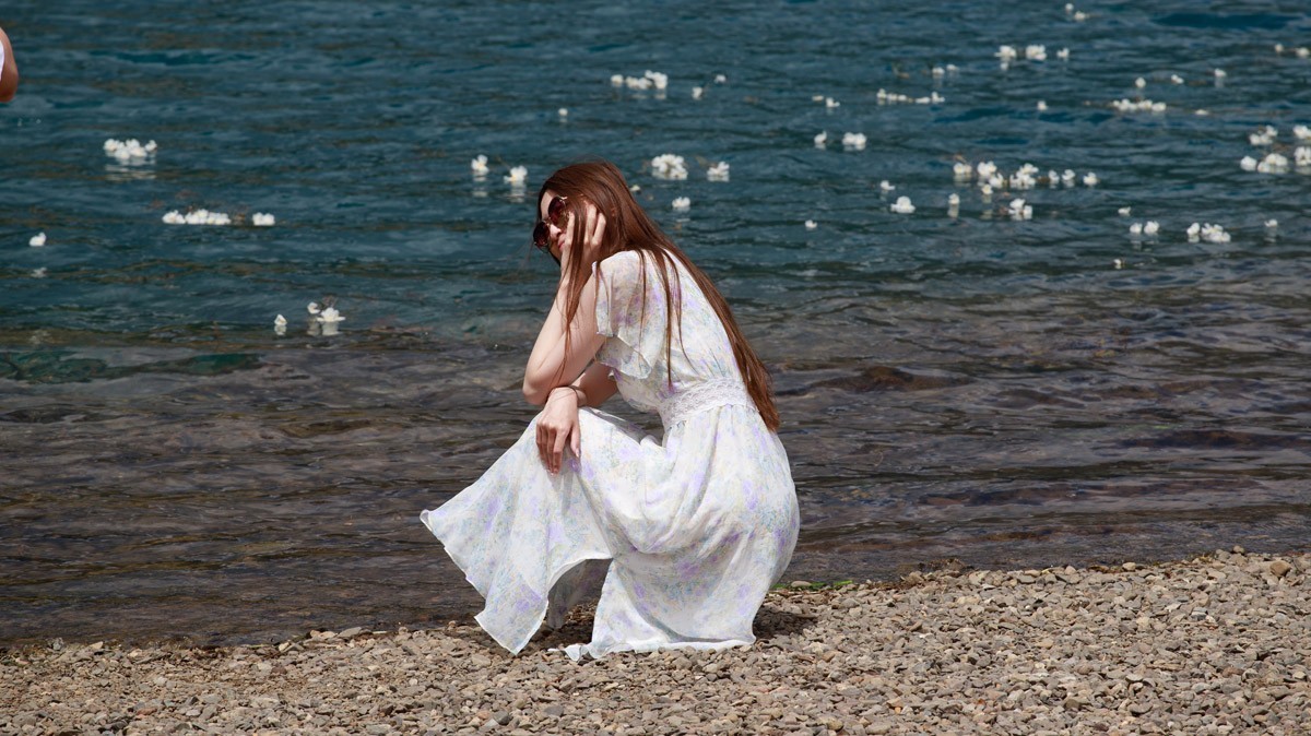 泸沽湖蹭拍美女