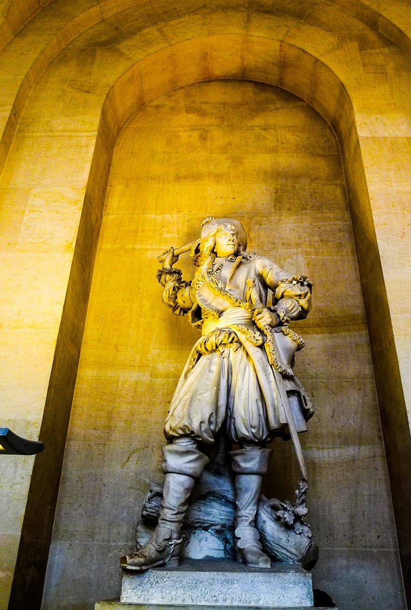 “法尔赛宫”留影--祝师友新年快乐！！！