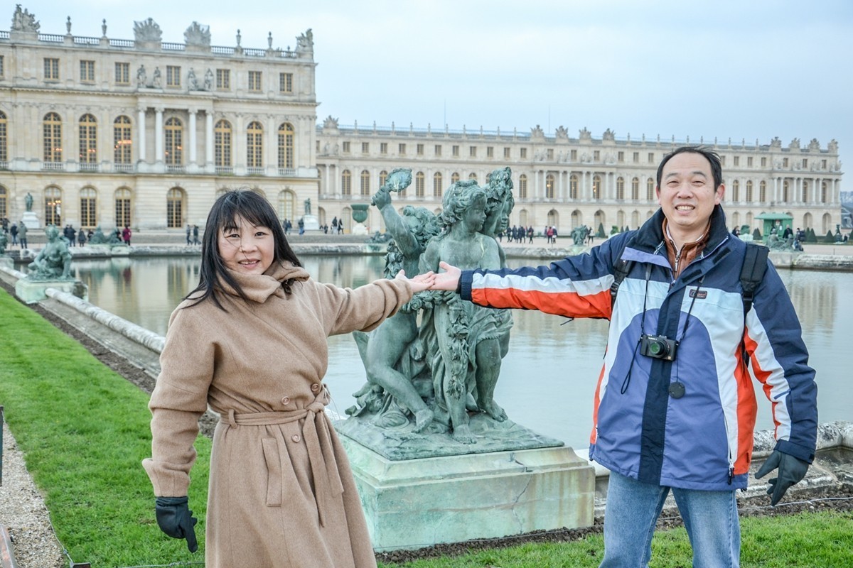 “法尔赛宫”留影--祝师友新年快乐！！！