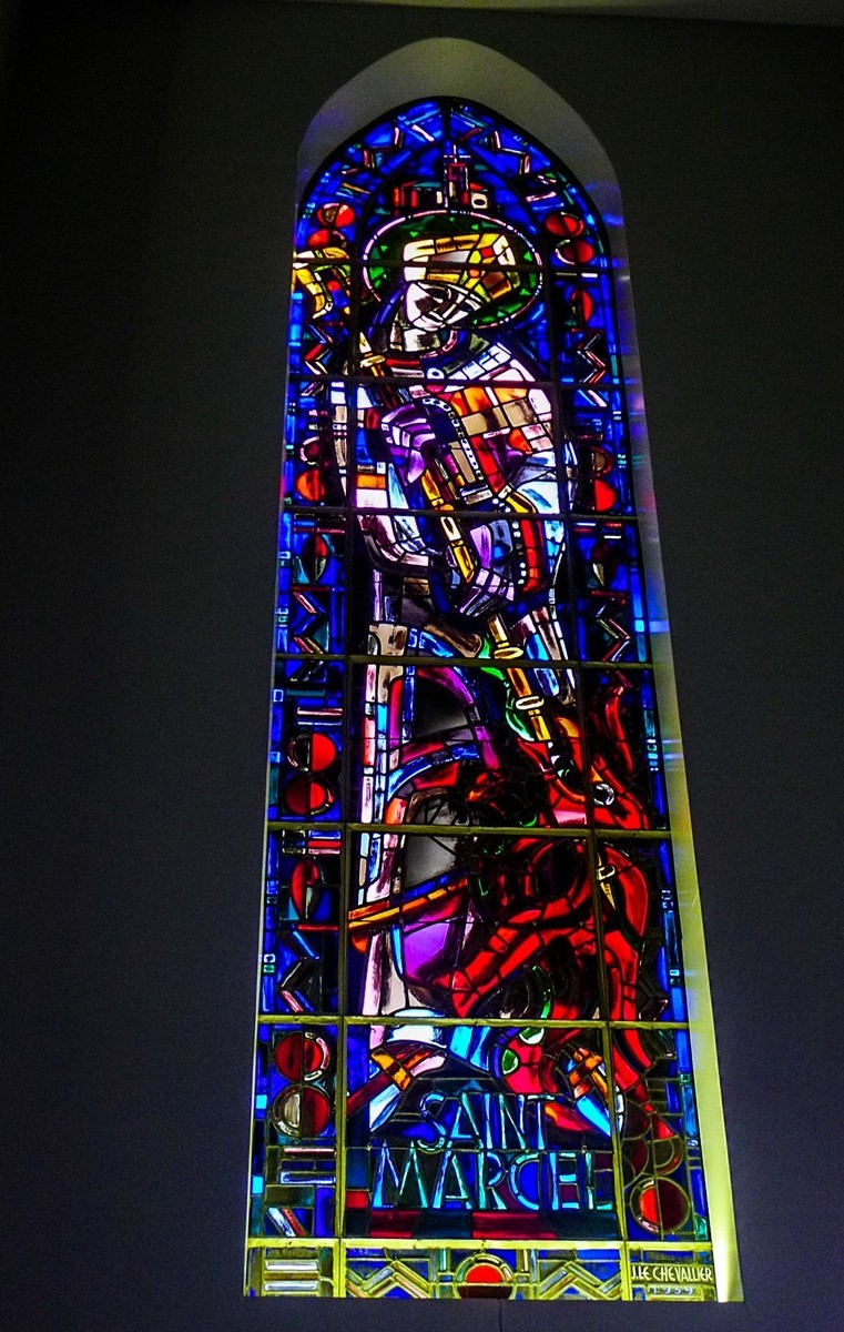 “巴黎圣母院”记忆--祝师友新年快乐！！！