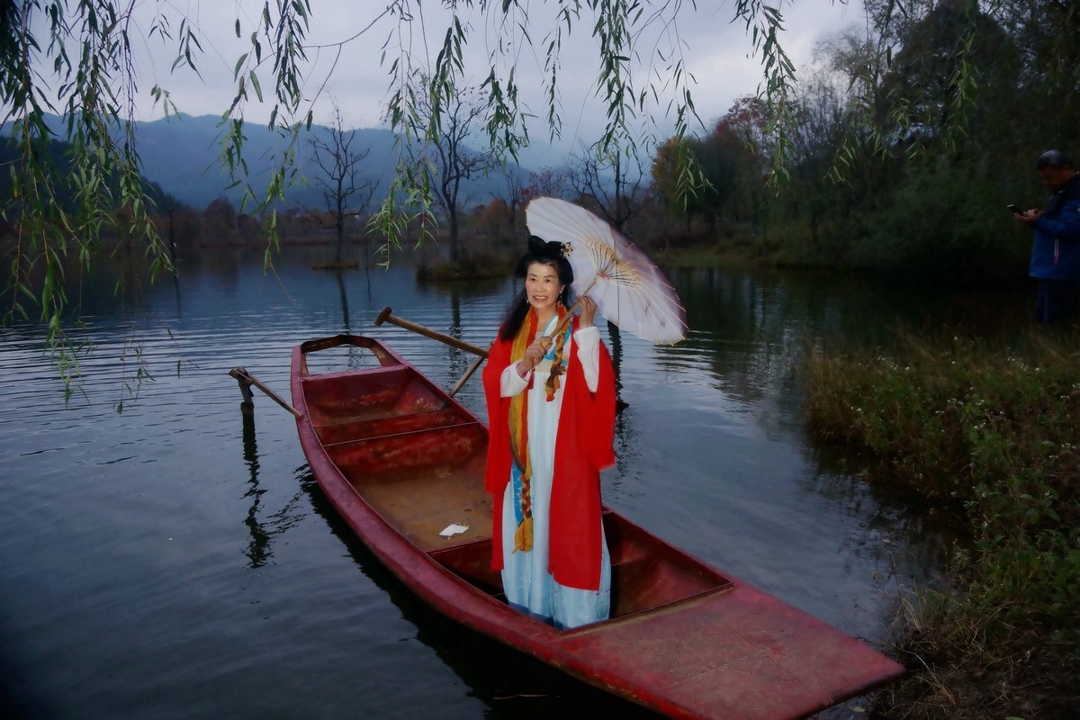 圣人堂的古装美女！