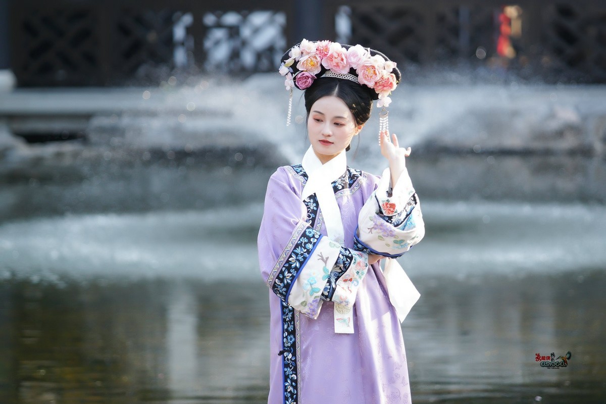 【紫禁城格格美女】---沛阳