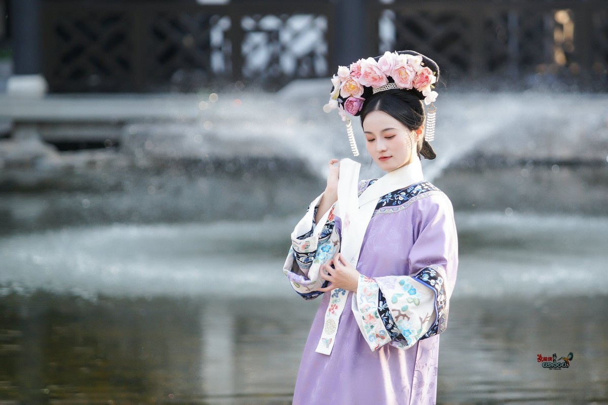 【紫禁城格格美女】---沛阳