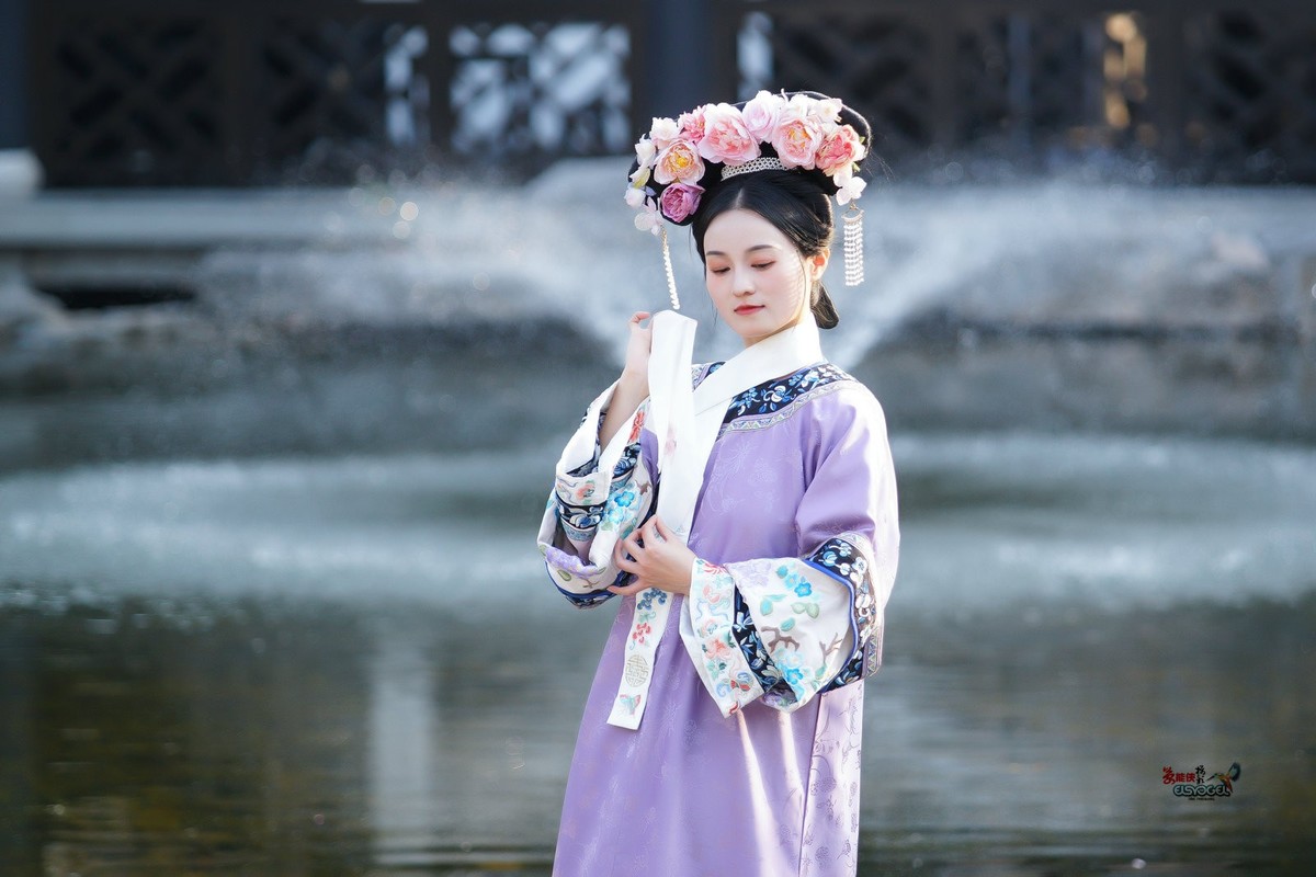 【紫禁城格格美女】---沛阳