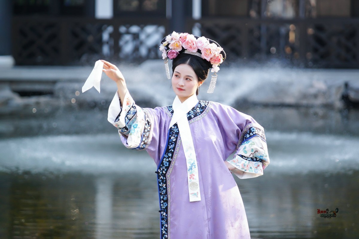 【紫禁城格格美女】---沛阳