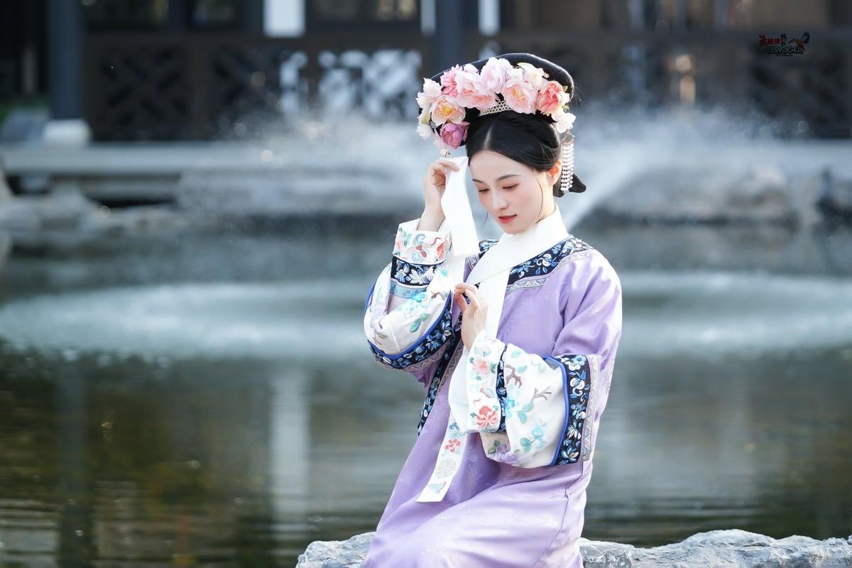 【紫禁城格格美女】---沛阳