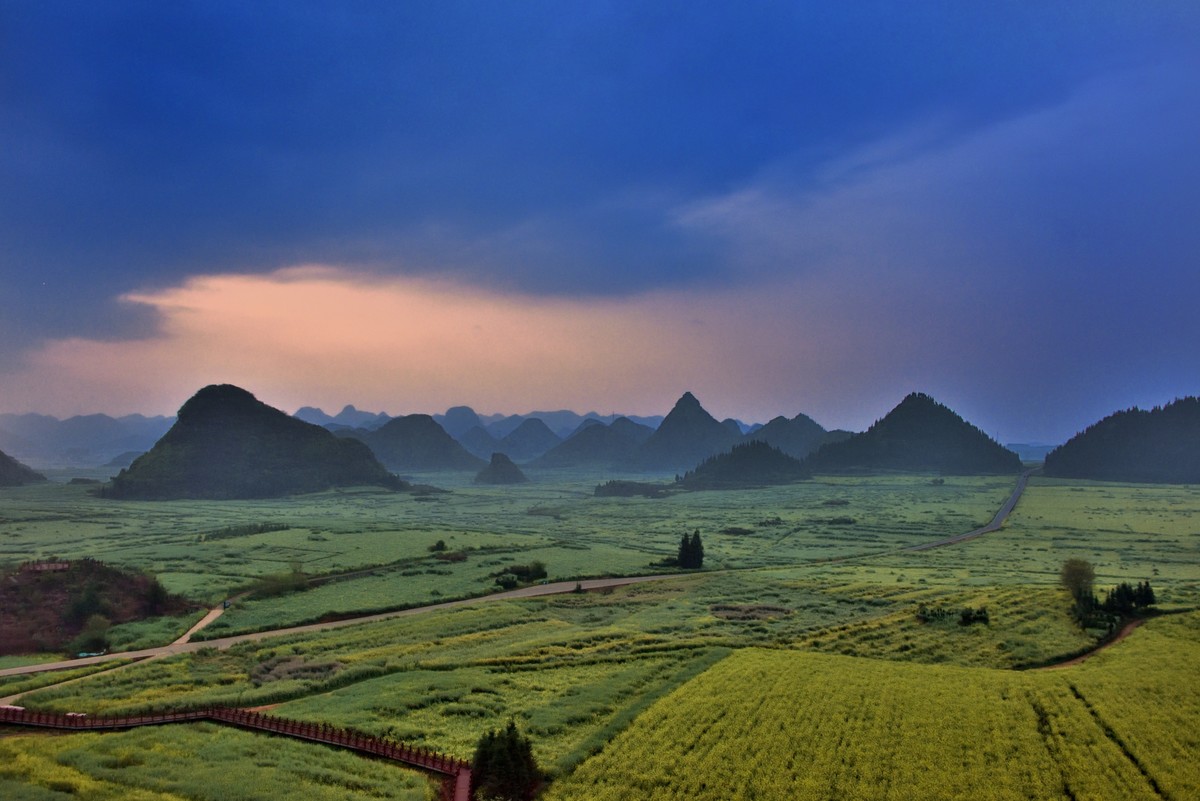 晨光下的金鸡峰丛【3】